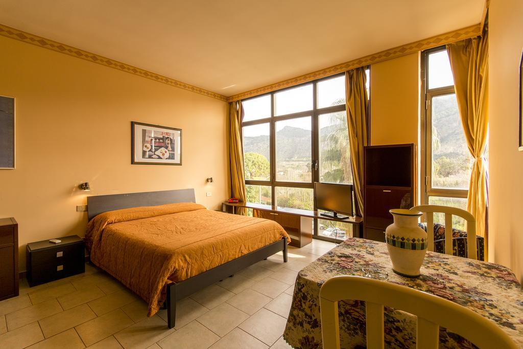 Case Vacanza Cleotto Hotel - Palermo — Photos 2